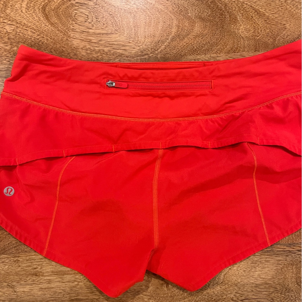 Lululemon Low Rise Speed Up Short 2.5 inch